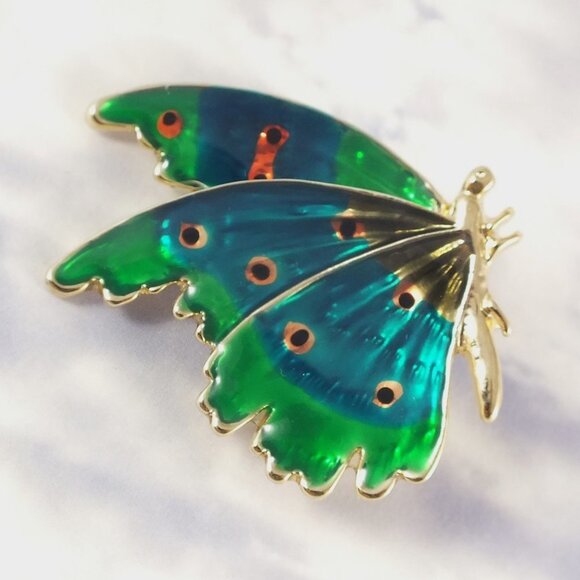 Green Butterfly Brooch Pin - Picture 2 of 14